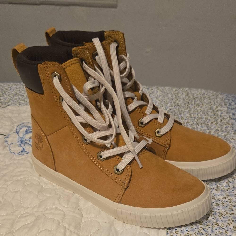 Timberland Shose Size 5.5